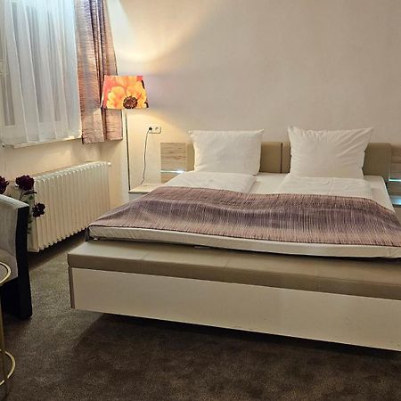 Hotel Koelner Hof مولهايم ان الرور دير المظهر الخارجي الصورة