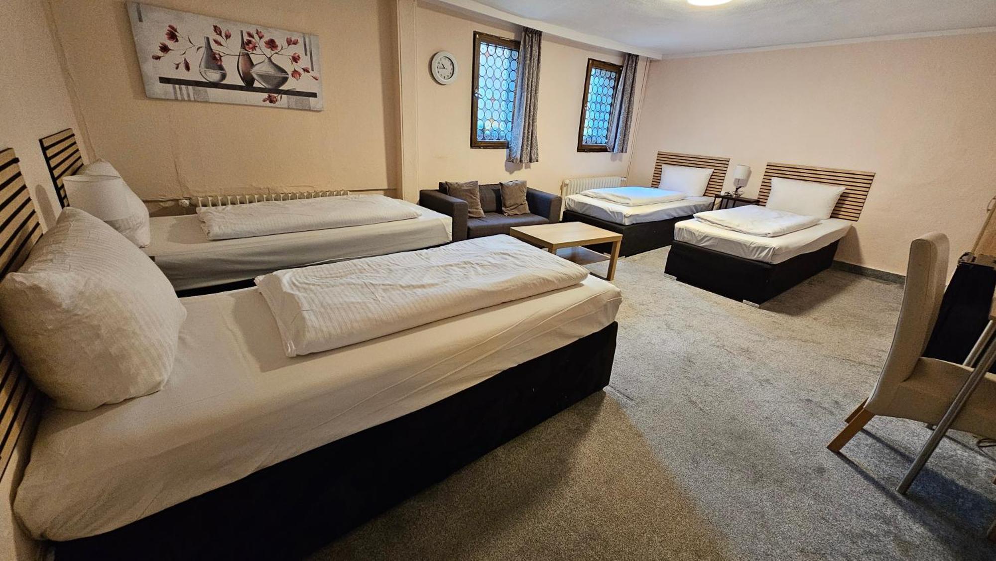 Hotel Koelner Hof مولهايم ان الرور دير المظهر الخارجي الصورة