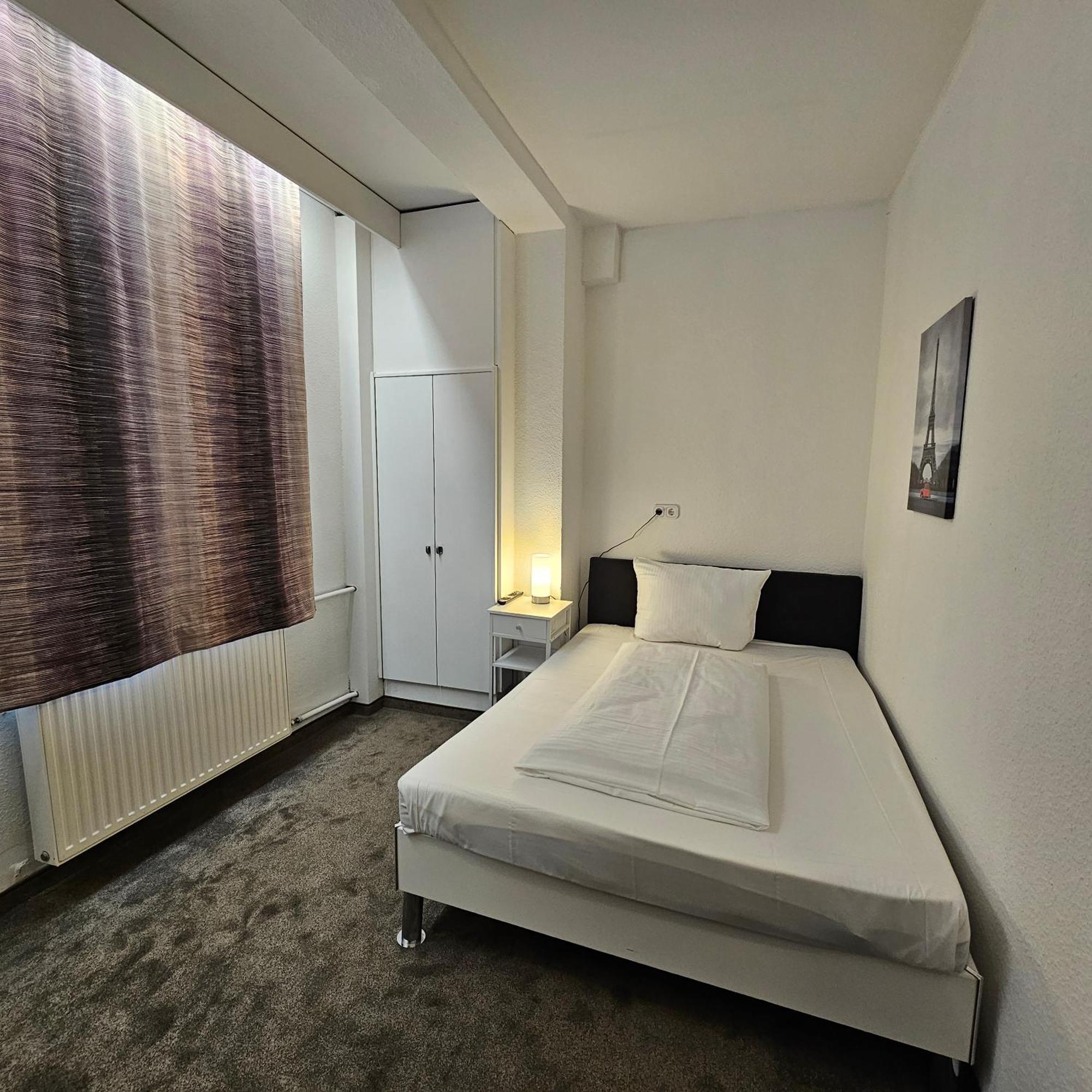 Hotel Koelner Hof مولهايم ان الرور دير المظهر الخارجي الصورة